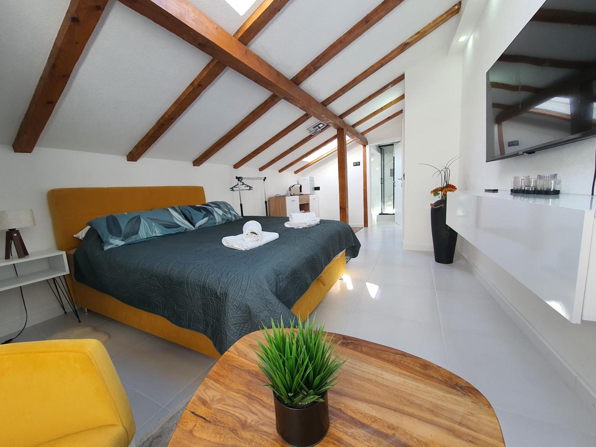 Apartment Gandi Bihac